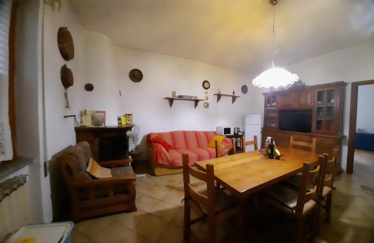 Casa Ferdani Lunigiana Villa Terrarossa  Exterior foto