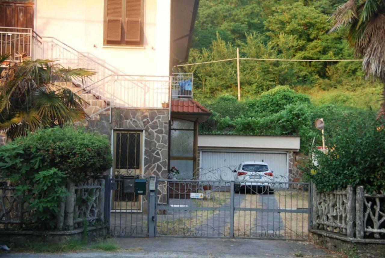 Casa Ferdani Lunigiana Villa Terrarossa  Exterior foto